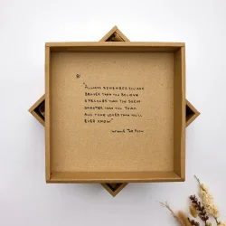 Saga copenhagen gaveske- must have baby box- Shades of Corn Field